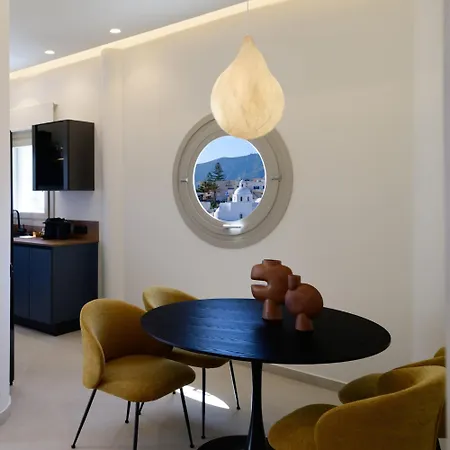 לינה וארוחת בוקר Eteo Santorini Luxury קרטראדוס