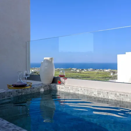 Eteo Santorini Luxury לינה וארוחת בוקר קרטראדוס