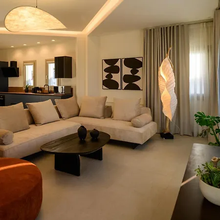 לינה וארוחת בוקר Eteo Santorini Luxury