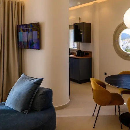 Eteo Santorini Luxury קרטראדוס