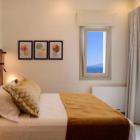 Eteo Santorini Luxury לינה וארוחת בוקר קרטראדוס