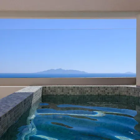 Eteo Santorini Luxury לינה וארוחת בוקר 4*