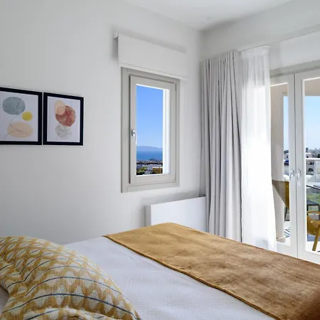 Eteo Santorini Luxury לינה וארוחת בוקר 4*